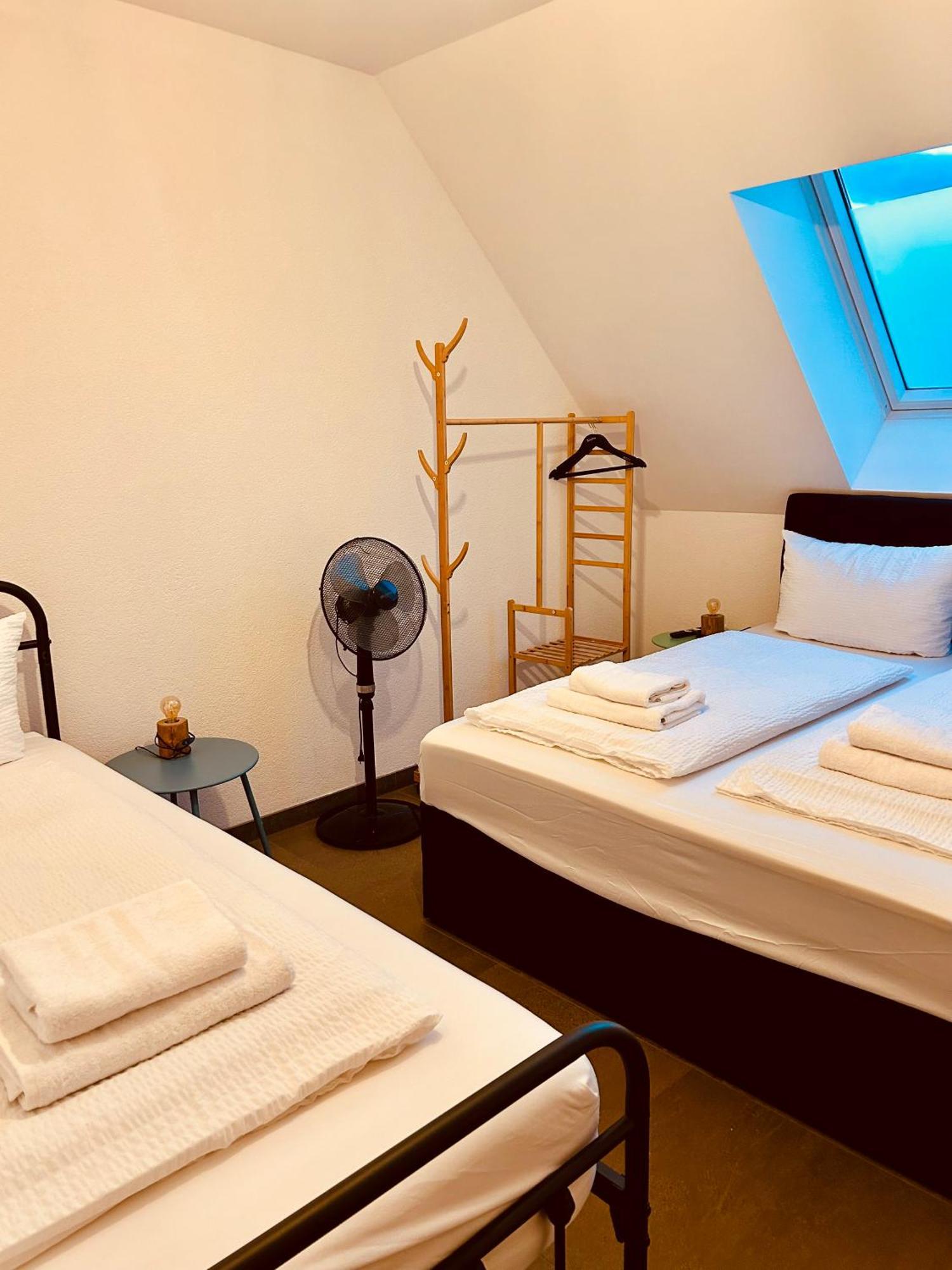Apartments Maxim รูสท์ ภายนอก รูปภาพ